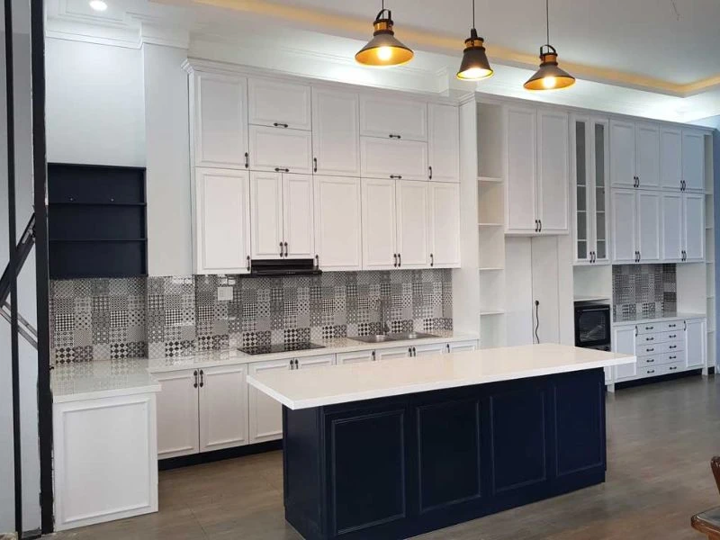 Mẫu tủ bếp tân cổ điển song song - phù hợp nhà ống, căn hộ hẹp